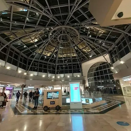 Grande chambre à 2 km de Disney et 35 de Paris