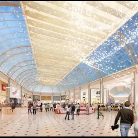 Grande chambre à 2 km de Disney et 35 de Paris Montévrain